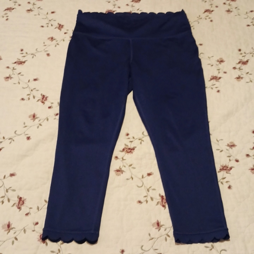 Crown & Ivy leggings